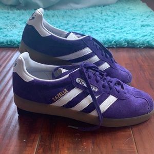 Women’s size 9 dark purple Adidas gazelle sneaker